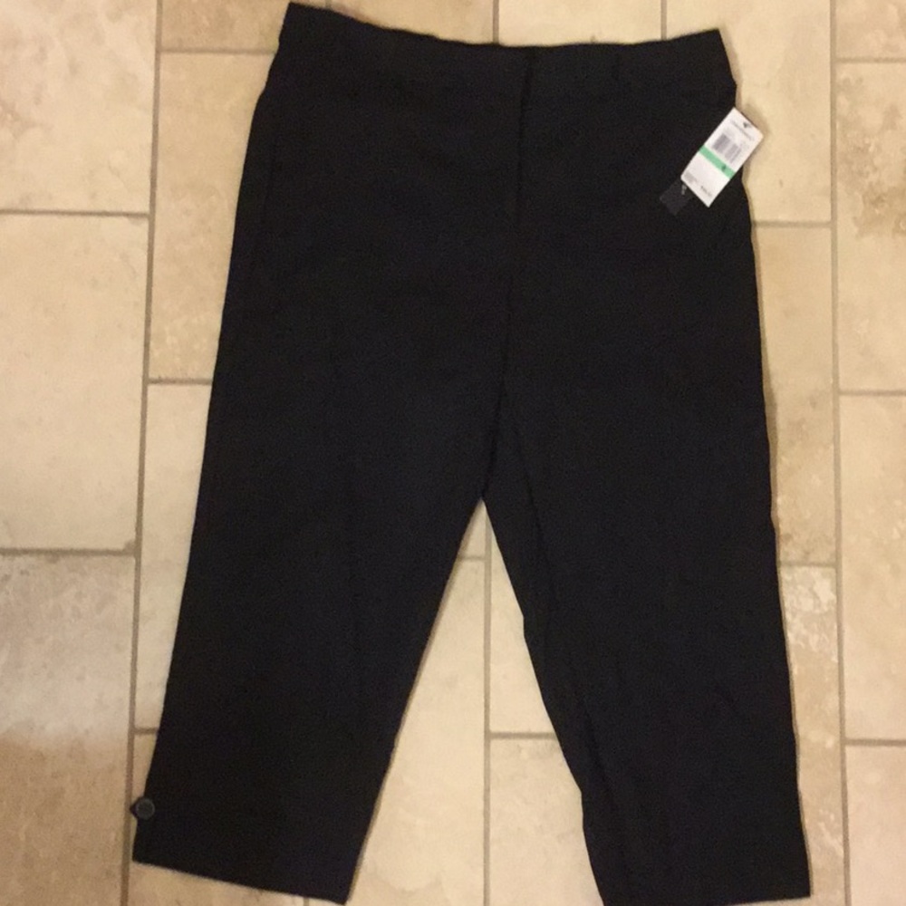 Counterparts Capris